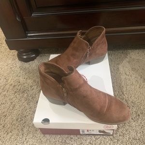 So brand ankle bootie